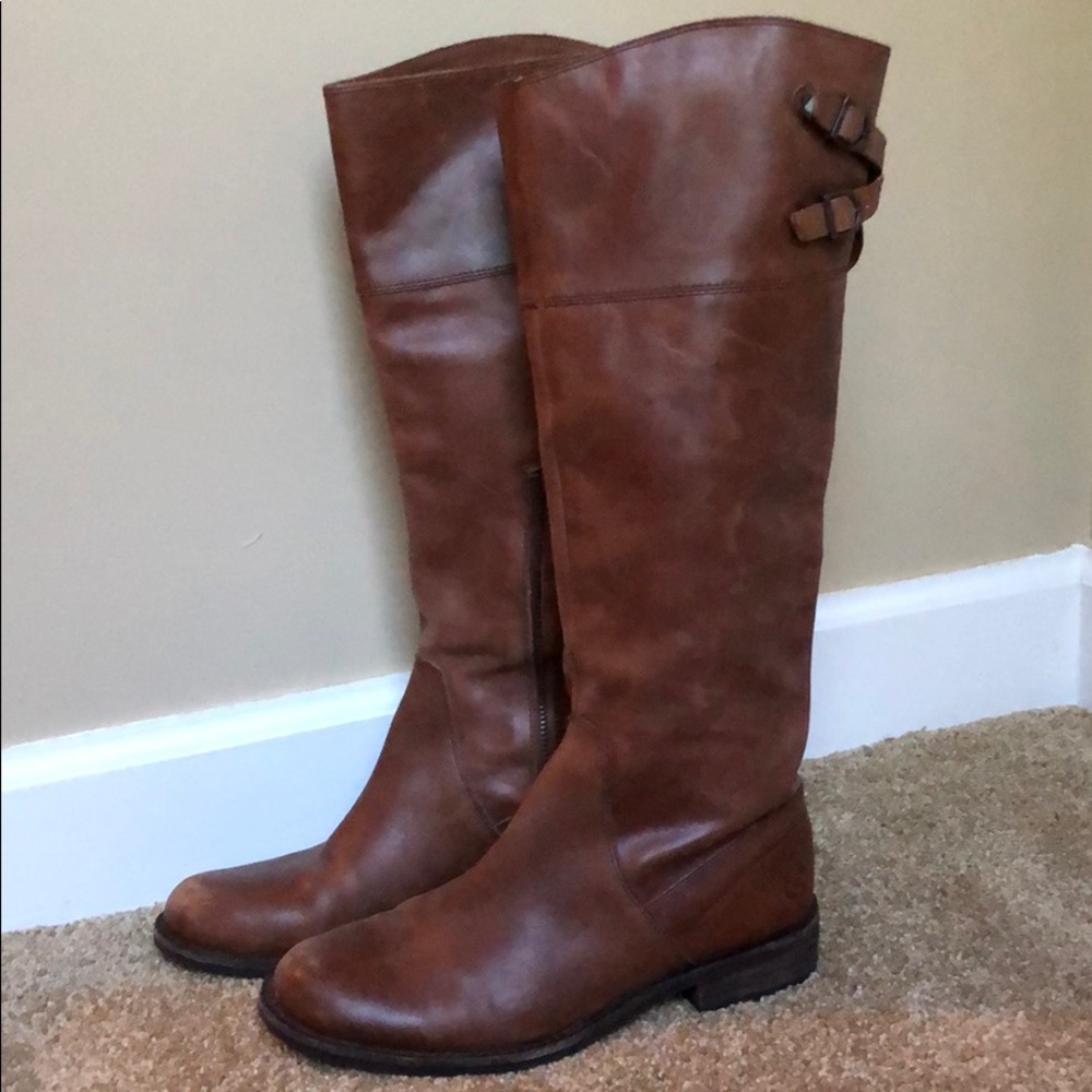 VINCE CAMUTO RIDING BOOTS - Picture 2 of 5